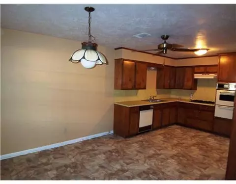 Other - 2702 Silver Maple Dr, Bryan, TX 77803 photo 3 of 4