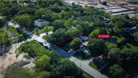 510 Williamson Dr, Bryan, TX 77801