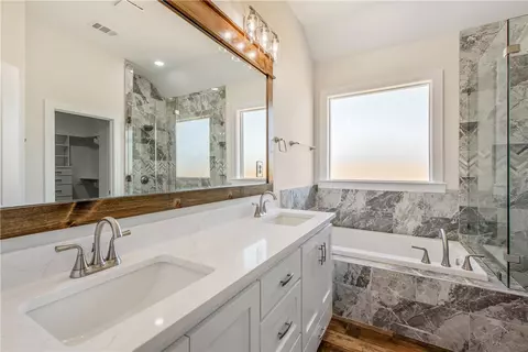 Bath - 2808 Spector Dr, Bryan, TX 77808 photo 2 of 2
