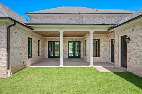 Exterior - 4724 Concordia Dr, Bryan, TX 77802 photo 4 of 6