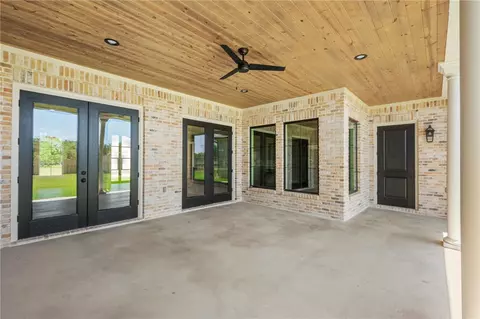 Exterior - 4724 Concordia Dr, Bryan, TX 77802 photo 3 of 6