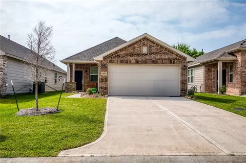 1145 Lilly Ln, Bellville, TX 77418