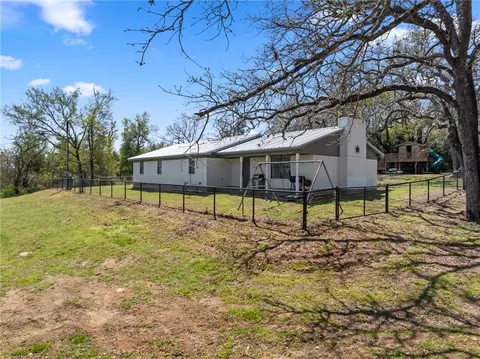 10953 Highway 79 Hwy W, Hearne, TX 77859