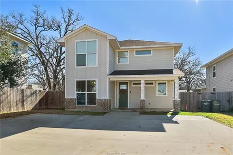 313 Fairway Drive B, Bryan, TX 77801