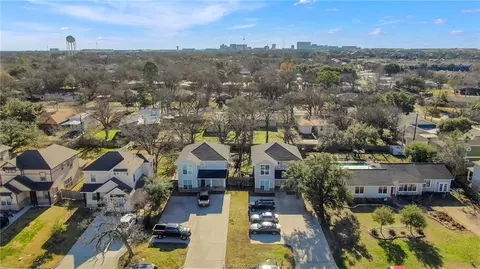 313 Fairway Drive A B, Bryan, TX 77801 photo 2