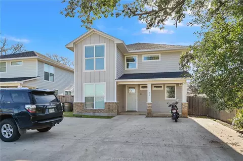313 Fairway Drive A B, Bryan, TX 77801