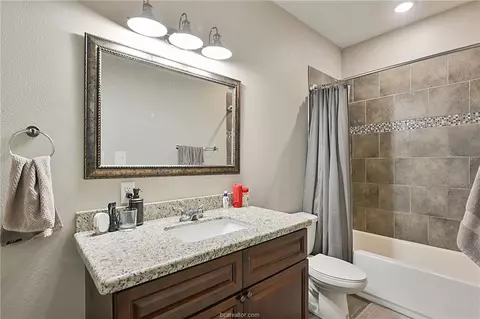 313 Fairway Drive A B, Bryan, TX 77801 photo 8