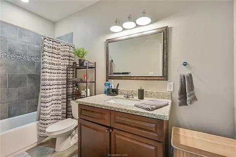 313 Fairway Drive A B, Bryan, TX 77801 photo 10