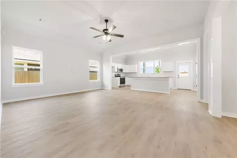 2826 Messenger Way, Bryan, TX 77803 photo 3