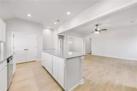 2826 Messenger Way, Bryan, TX 77803 photo 9