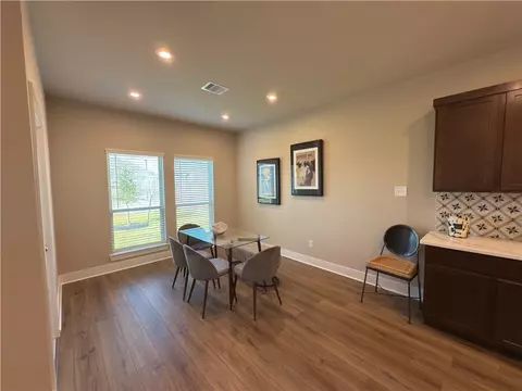 5305 Lyle Pl, Bryan, TX 77807 photo 8