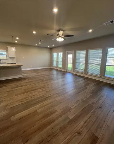 5303 Lyle Pl, Bryan, TX 77807 photo 7