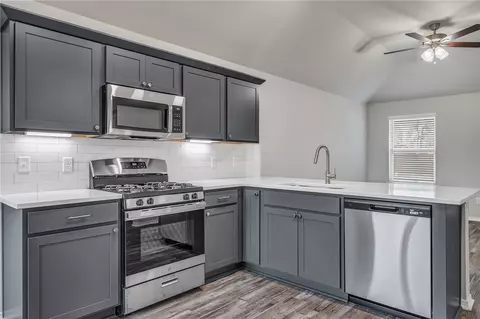 2782 Messenger Way, Bryan, TX 77803 photo 8
