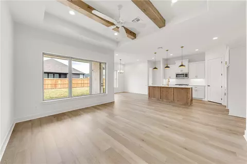 Living - 2802 Bombay Ct, Bryan, TX 77808 photo 6 of 6
