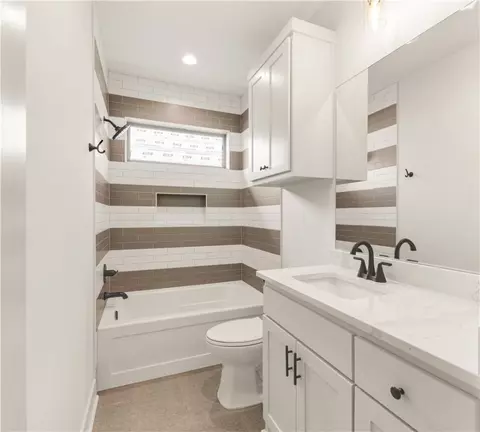 Bath - 2802 Bombay Ct, Bryan, TX 77808 photo 3 of 3