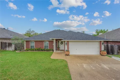 1503 Hunter Creek Dr, College Station, TX 77845