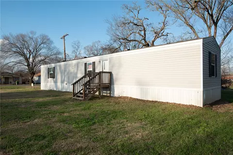 900 Post Oak St, Calvert, TX 77837 photo 10