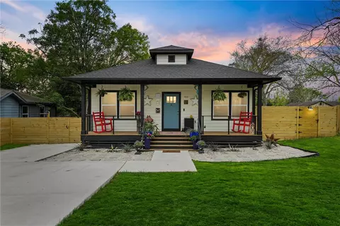 703 W Fifth St, Brenham, TX 77833