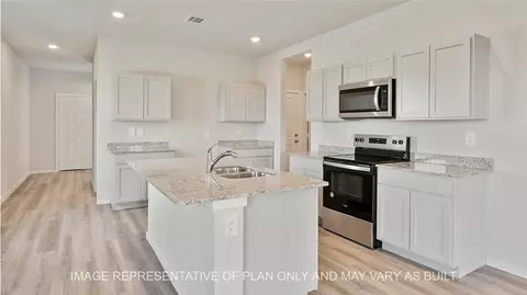 911 Coffee Mill Ln, College Station, TX 77845