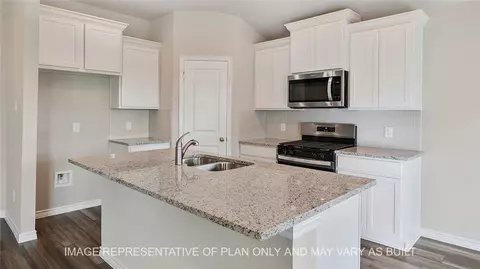 5315 Kaminsky Ct, Bryan, TX 77807 photo 4