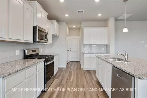 5313 Kaminsky Ct, Bryan, TX 77807 photo 3