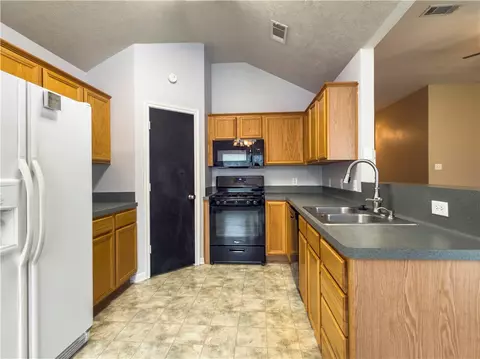 1500 Prairie Dr, Bryan, TX 77802 photo 5