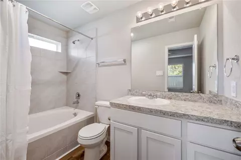 Bath - 973 Harper Ln, Bryan, TX 77803 photo 1 of 2