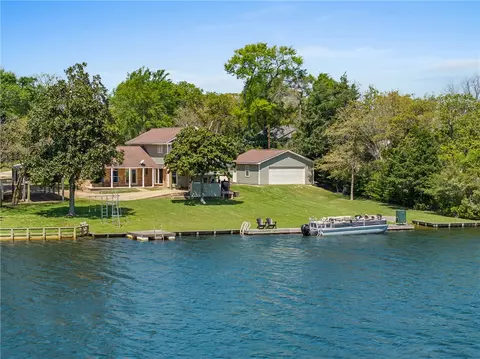 43 Lakeland Dr S, Hilltop Lakes, TX 77871