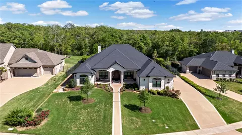 3419 Mahogany Pvt Dr, Bryan, TX 77807