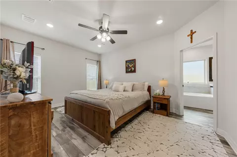 2903 Spector Dr, Bryan, TX 77808 photo 13