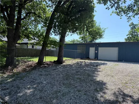 109 Pleasant St, Bryan, TX 77801 photo 2