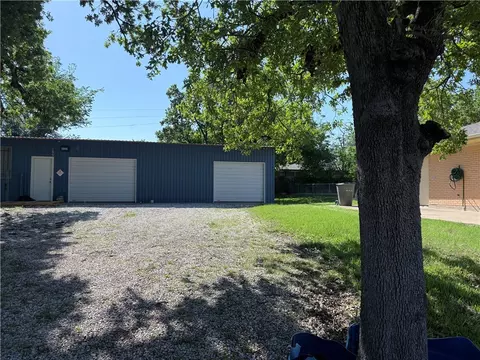 109 Pleasant St, Bryan, TX 77801 photo 3