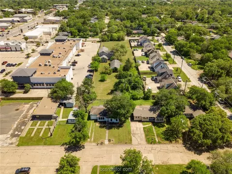 600 N Avenue E, Bryan, TX 77801 photo 15