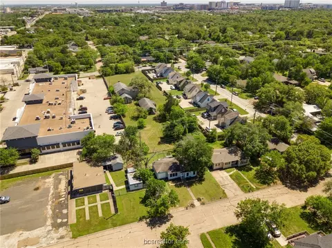 600 N Avenue E, Bryan, TX 77801 photo 16