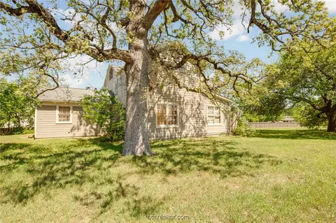 600 N Avenue E, Bryan, TX 77801 photo 8