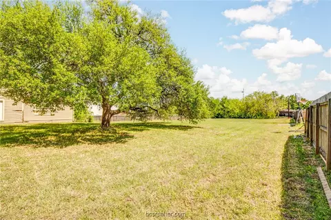 600 N Avenue E, Bryan, TX 77801 photo 6