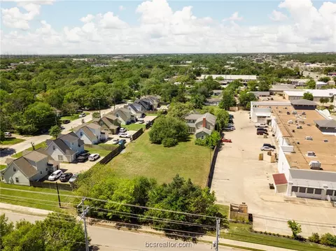 600 N Avenue E, Bryan, TX 77801 photo 13