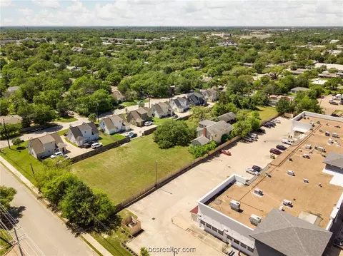 600 N Avenue E, Bryan, TX 77801 photo 20