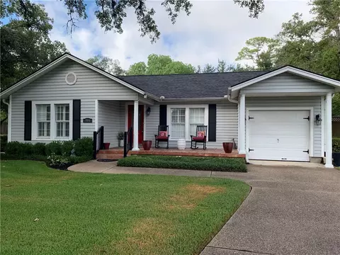 306 Timber St, College Station, TX 77840