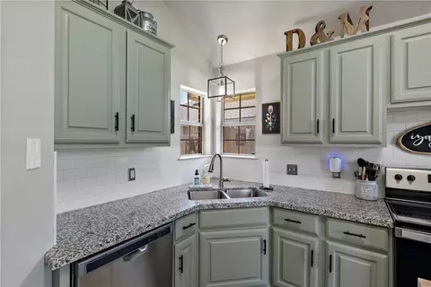 Kitchen - 2809 Brandywine Cir, Bryan, TX 77807 photo 3 of 6