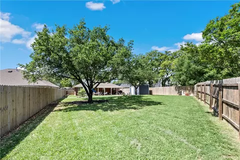 Exterior - 2809 Brandywine Cir, Bryan, TX 77807 photo 3 of 4