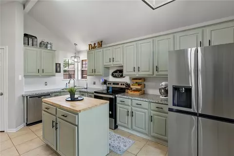 Kitchen - 2809 Brandywine Cir, Bryan, TX 77807 photo 2 of 6