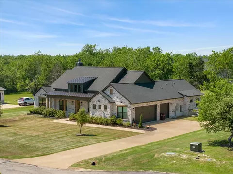 5025 Glory Rd, Bryan, TX 77808 photo 4