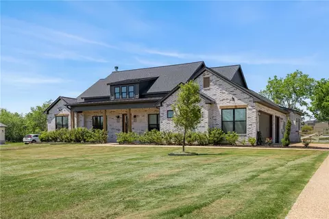 5025 Glory Rd, Bryan, TX 77808 photo 2