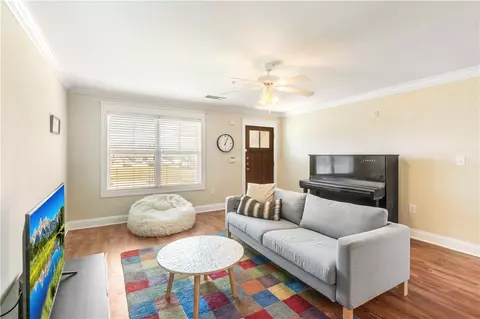 1725 Harvey Mitchell Parkway S 2112, College Station, TX 77840