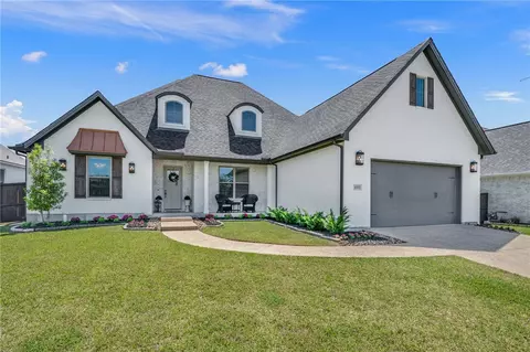 4302 Fox River Ln, Bryan, TX 77802