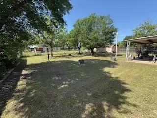 Exterior - 800 Union St, Bryan, TX 77801 photo 5 of 14