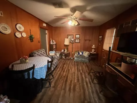 Living - 800 Union St, Bryan, TX 77801 photo 5 of 5