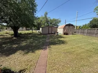 Exterior - 800 Union St, Bryan, TX 77801 photo 8 of 14