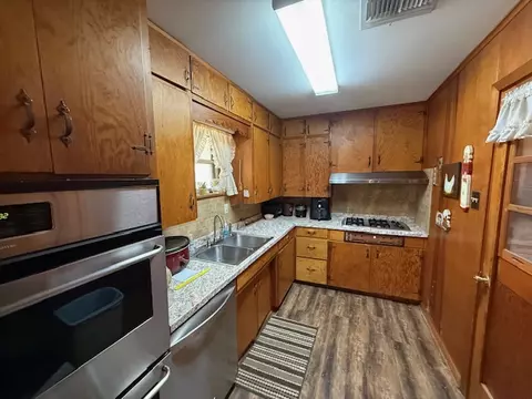 Kitchen - 800 Union St, Bryan, TX 77801 photo 2 of 5